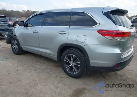 2017 Toyota Highlander Le Plus from USA, damaged, VIN 5TDBZRFH2HS441055